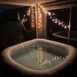 205 M2 Avec Piscine Et Jacuzzi Ferienhaus