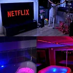 205 M2 Avec Piscine Et Jacuzzi Ferienhaus