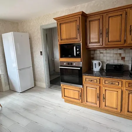 205 M2, 8pers Piscine, Jacuzzi, Balneo Privatifs Semesterbostad Vagney