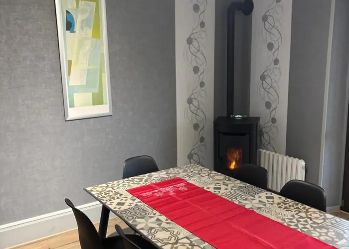 205 M2 Avec Piscine Et Jacuzzi 펜션 *