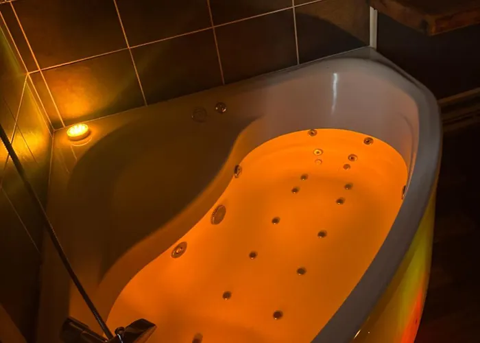 205 M2 Avec Piscine Et Jacuzzi 펜션 Vagney